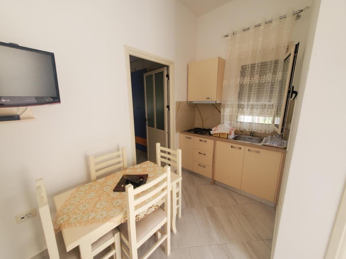 Guest House Vlorë Exterior foto