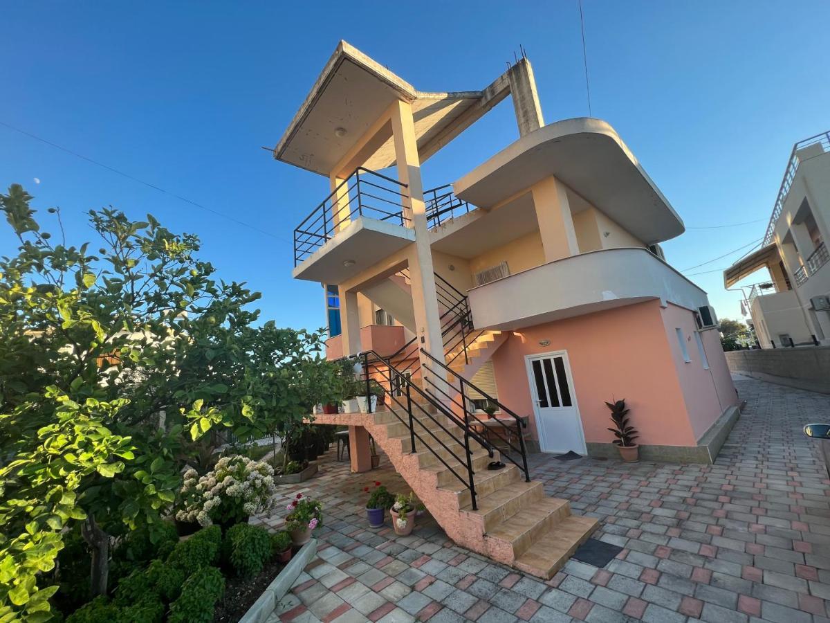 Guest House Vlorë Exterior foto