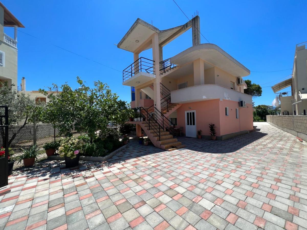 Guest House Vlorë Exterior foto